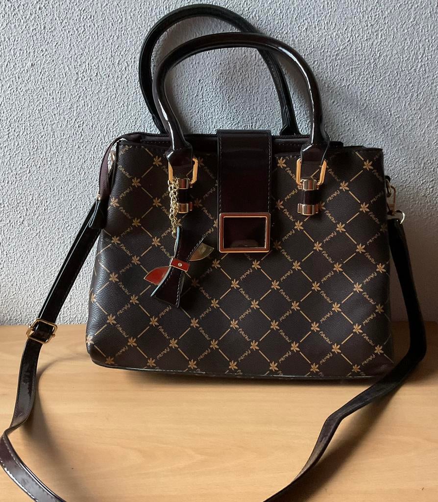 Nieuw! Prachtige grote vegan leren donker bruine tas. Groot, Overige merken, Bruin, Nieuw, Ophalen of Verzenden