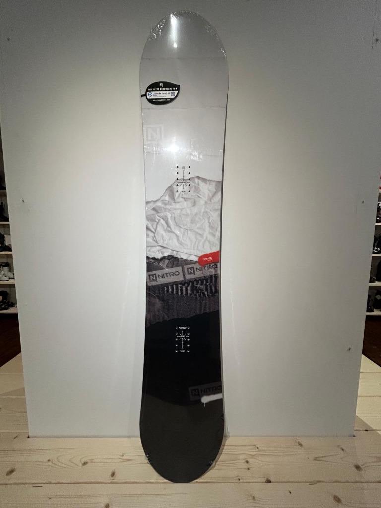 NIEUW!! Nitro Prime Raw 156W heren snowboard model 2024-2025, Info@nitro.de, Nitro Snowboards, Bergstraße 11, 82024 Taufkirchen