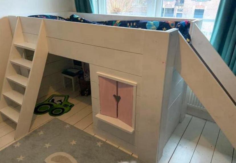 Half hoogslaper, Ophalen, Zo goed als nieuw, Hout