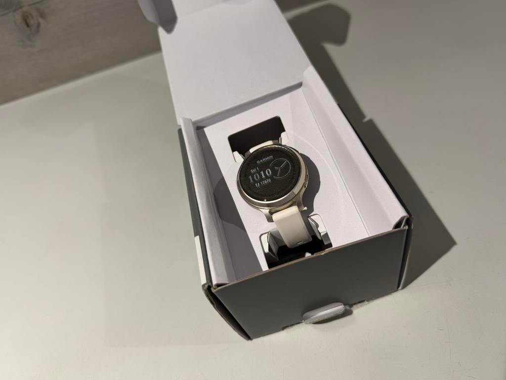Garmin Lily 2 Silicone Goud, Sieraden, Tassen en Uiterlijk, Sporthorloges, Ophalen of Verzenden, Zo goed als nieuw, Nvt, Roze