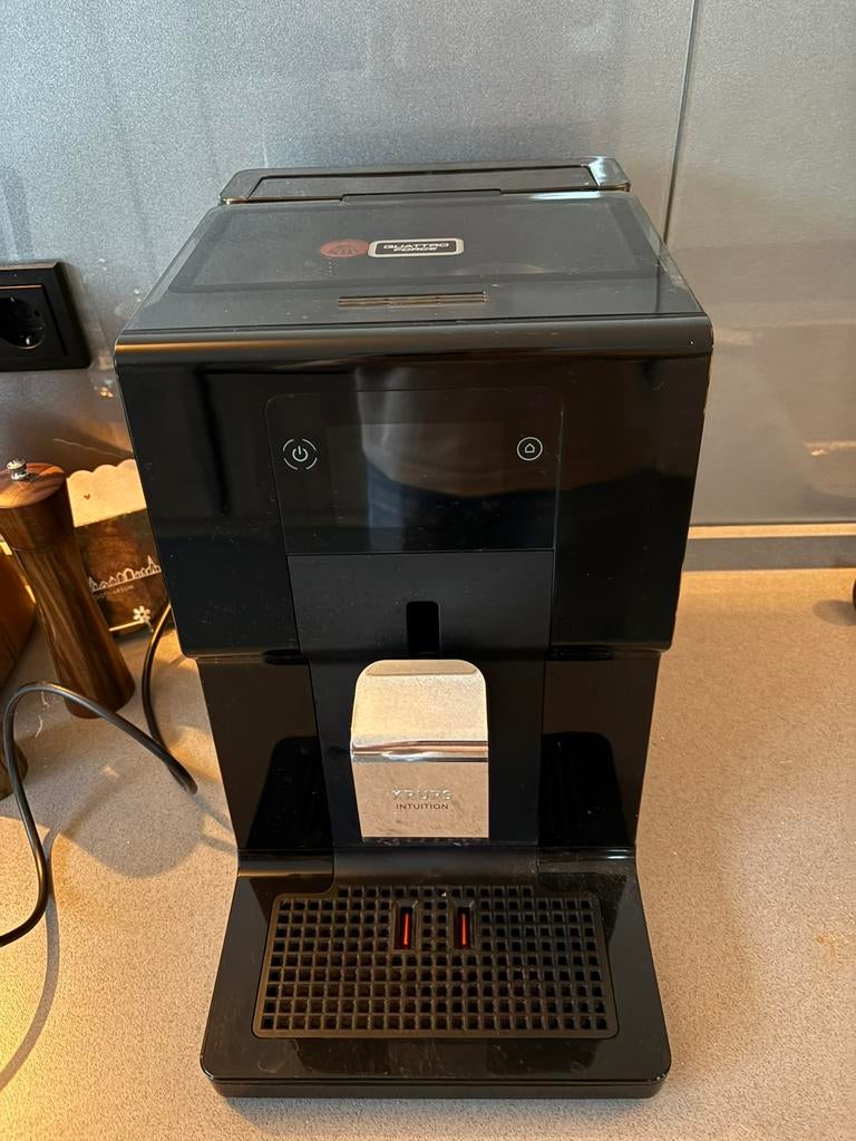 Krups Intuition Quattro Force bonenapparaat., Witgoed en Apparatuur, Koffiezetapparaten, Ophalen of Verzenden, Zo goed als nieuw