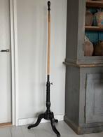 Paspop voet//driepoot/standaard, Ophalen