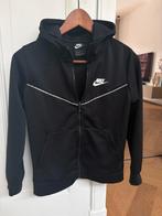Vest Nike zwart mt m 137-147, Ophalen of Verzenden, Zo goed als nieuw, Jongen of Meisje, Trui of Vest