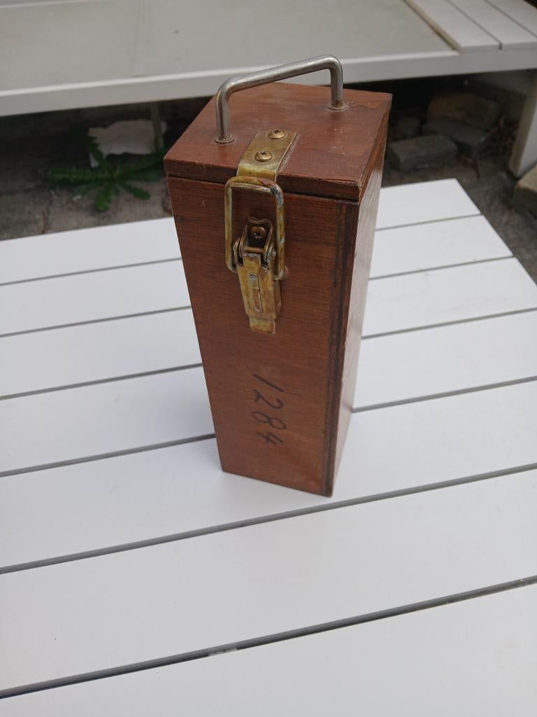 Houten kistje met 3 jeu de boules ballen, Antiek en Kunst, Curiosa en Brocante, Ophalen of Verzenden