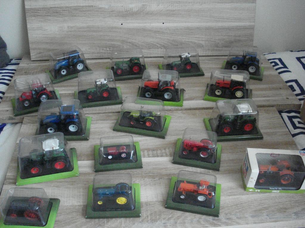 MINIATUUR TRACTORS  18 MAAL, Ophalen of Verzenden, Nieuw, Tractor of Landbouw