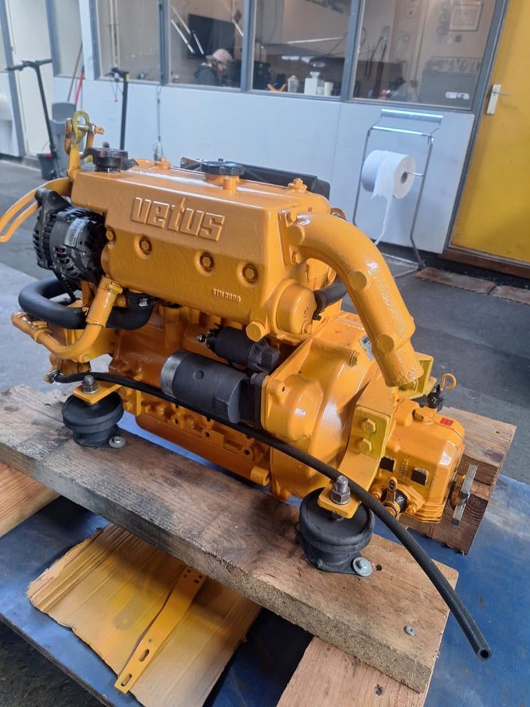 Vetus M4.14 scheepsmotoren 4 cilinder 33pk, Watersport en Boten, Buiten- en Binnenboordmotoren, Gebruikt, Binnenboordmotor, Diesel