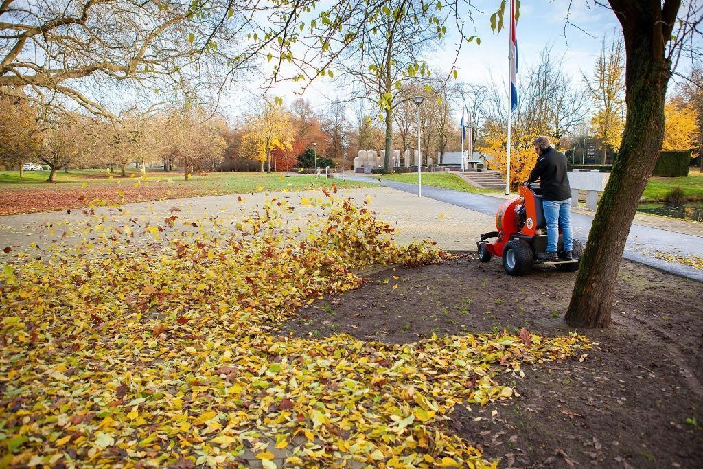 BILLY GOAT BILLY GOAT X3000CE STAND ON BLAZER, Tuin en Terras, Bladblazers, Ophalen of Verzenden, Nieuw, Benzine