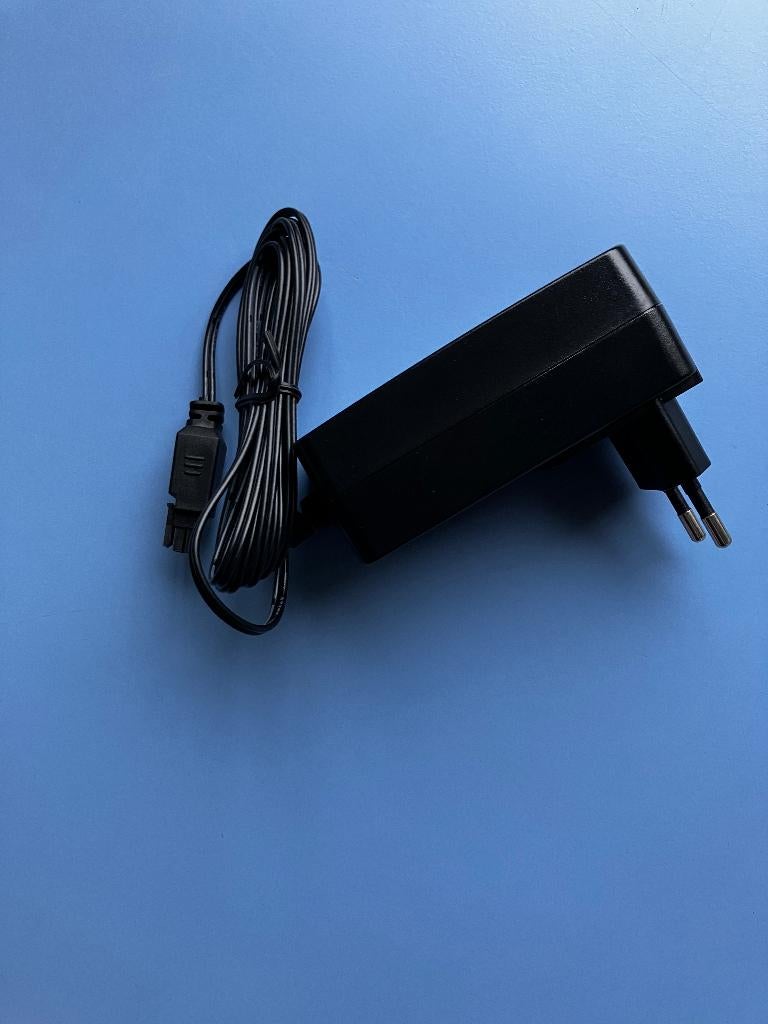 30x Adapter 12V - 1.0A met ATX12 stekker, Ophalen of Verzenden, Nieuw, Apparatuur