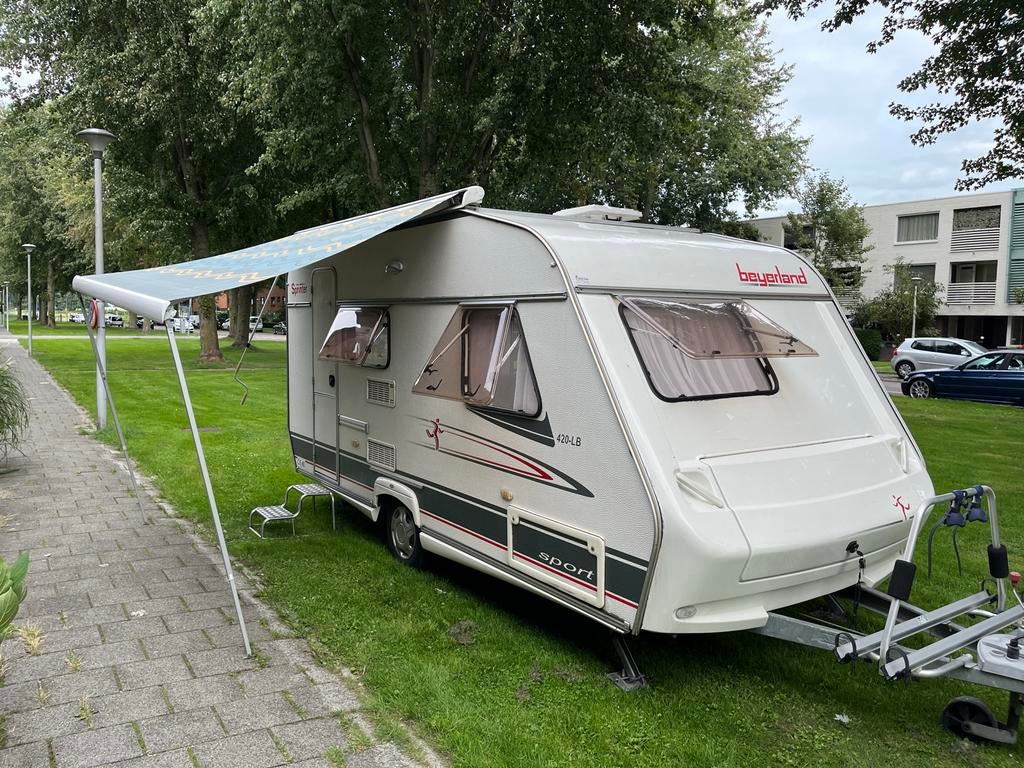 Beyerland 420 LB sport uit 2005 lichtgewicht!, Omvormbare zithoek, Treinzit, 750 - 1000 kg, Particulier