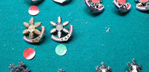 ski brosche verschillende, Ophalen of Verzenden, 'T Olde Gre-j, Info@toldegrej.nl, Endepoelstraat 20f Didam