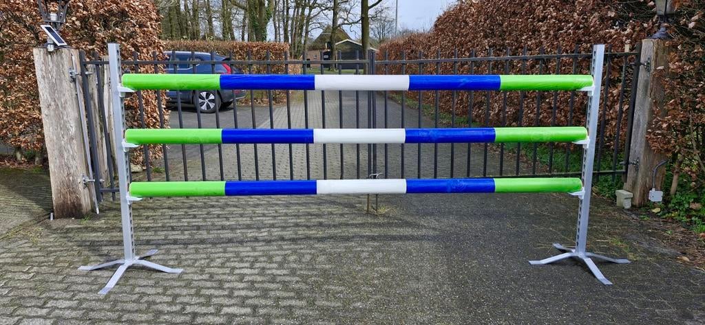 Geheel nieuwe hindernis met aluminium staanders, Dieren en Toebehoren, Paarden en Pony's | Overige Paardenspullen, Ophalen, Nieuw