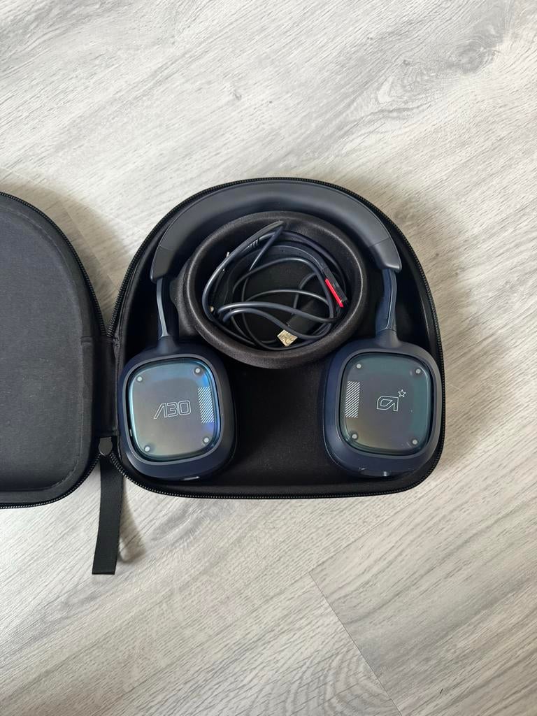 Astro A30 Headset - Draadloos, Overige merken, Ophalen of Verzenden, Zo goed als nieuw, Over oor (circumaural)