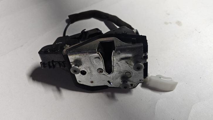 Deurslot (EU) links voor binnenzijde deur BMW 3 serie E46 Se, Auto-onderdelen, Carrosserie en Plaatwerk, Gebruikt, Herkomst onderdeel bekend