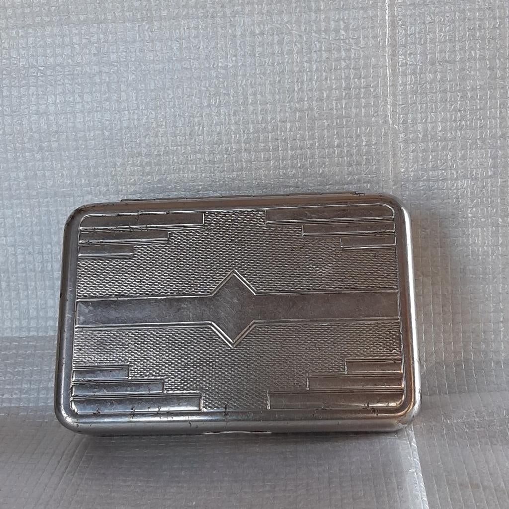 antiek, metalen sigarettendoosje / tabaksdoosje, Ophalen of Verzenden, Gebruikt, Tabaksdoos of Verpakking