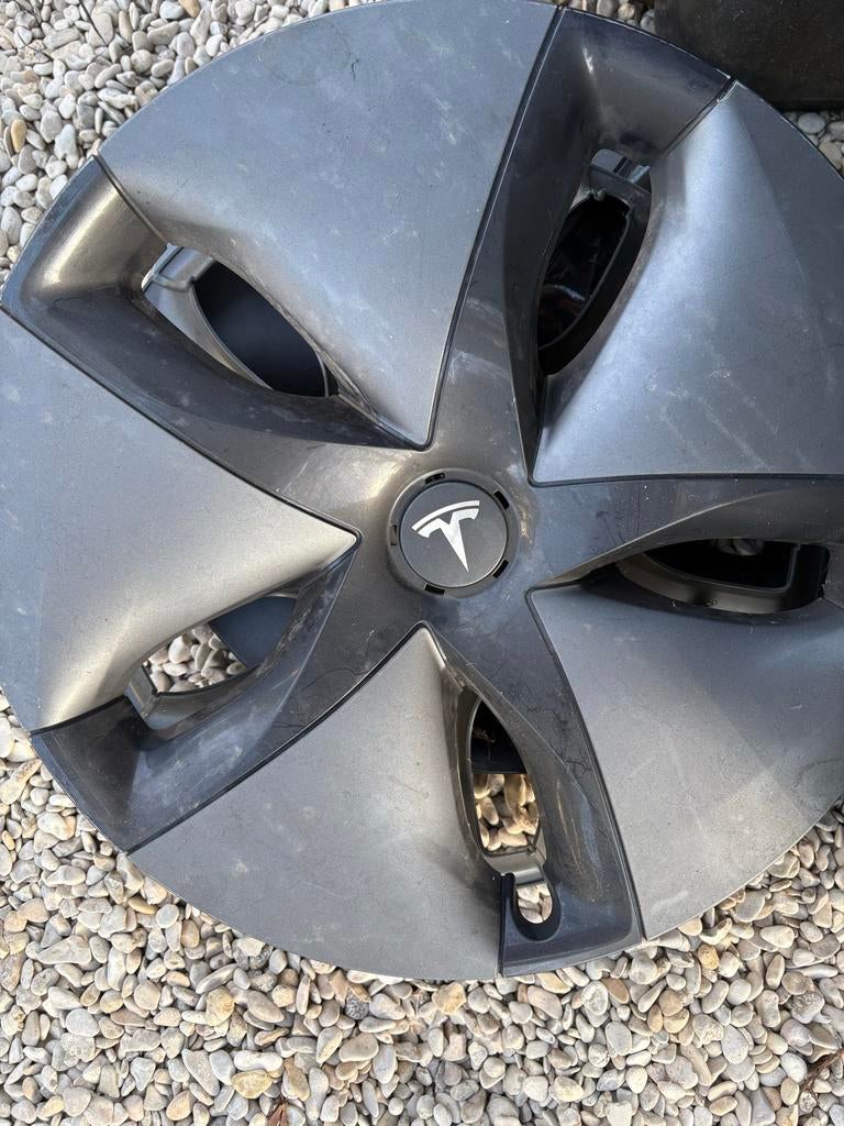 2 wieldoppen voor Tesla Model 3 19 inch velgen, Auto diversen, Wieldoppen, Ophalen of Verzenden, Gebruikt