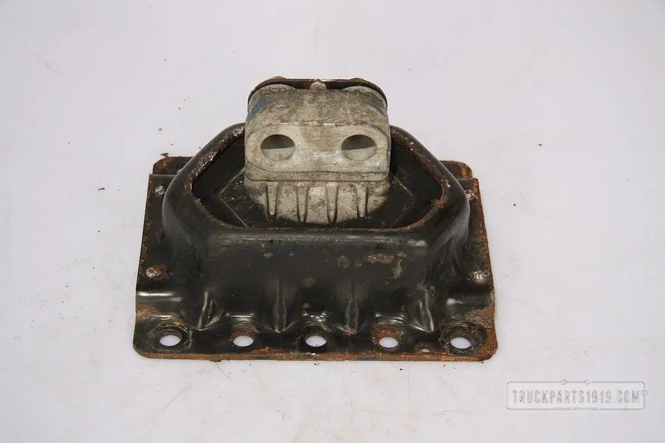 Volvo Engines & Parts Volvo FH Motorsteunrubber Acht, Ophalen, Gebruikt, Volvo, Motor en Toebehoren