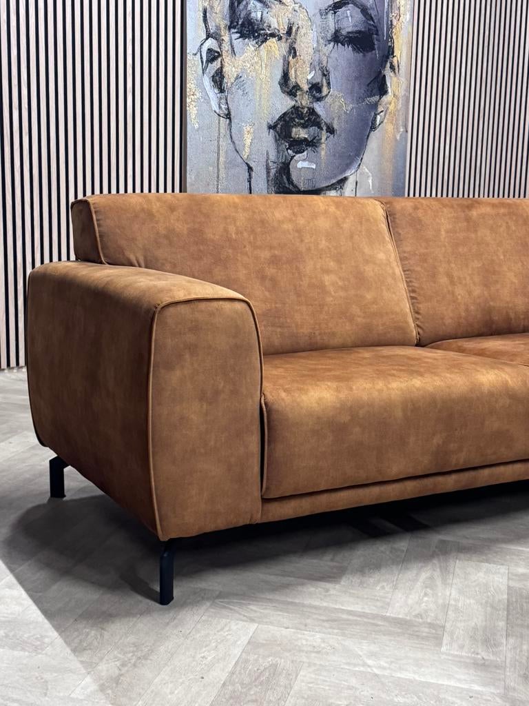 ZGAN Velvet Velours Hoekbank - Cognac - 270 x 270, 250 tot 300 cm, -, Hoekbank, Ophalen of Verzenden
