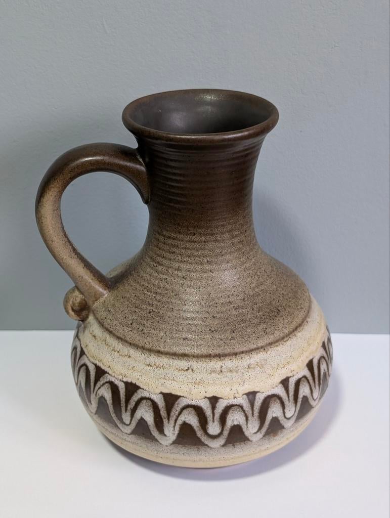 Vintage 20cm hoge kruik of vaas met oor - model 4120, Ophalen, Overige kleuren, Aardewerk of Porselein, Zo goed als nieuw