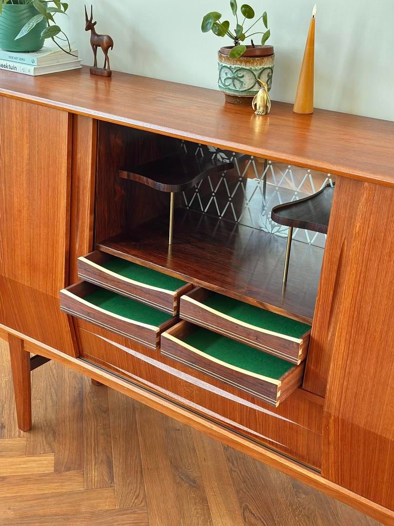 Vintage highboard Deens design E.W. Bach hout jaren 50/60, Ophalen, Gebruikt, Met deur(en), 100 tot 150 cm