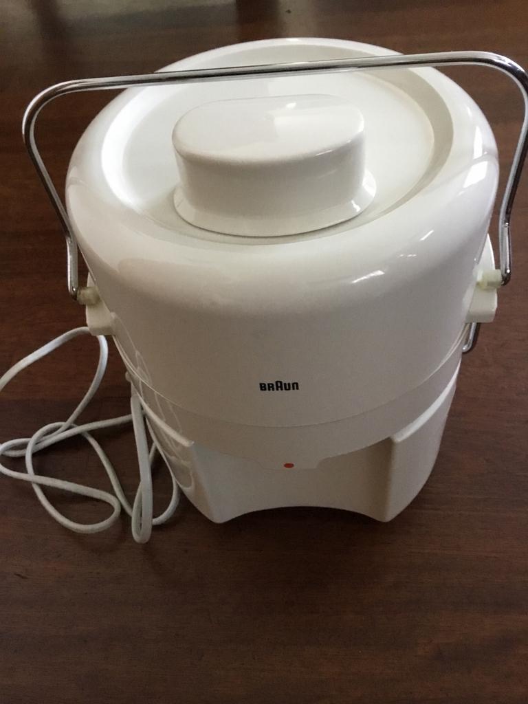 Braun Sapcentrifuge - MP50, Ophalen, Zo goed als nieuw, Sapcentrifuge