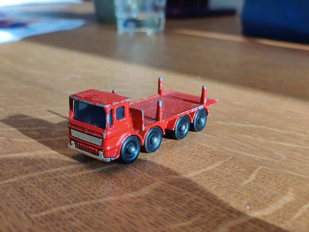 Matchbox Leyland Pipe Truck ROOD, Ophalen of Verzenden, Zo goed als nieuw, Bus of Vrachtwagen
