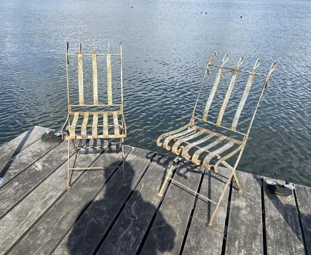 Set van twee bistrostoeltjes. Gietijzeren tuin stoelen, Ophalen, Gebruikt, Metaal, Inklapbaar