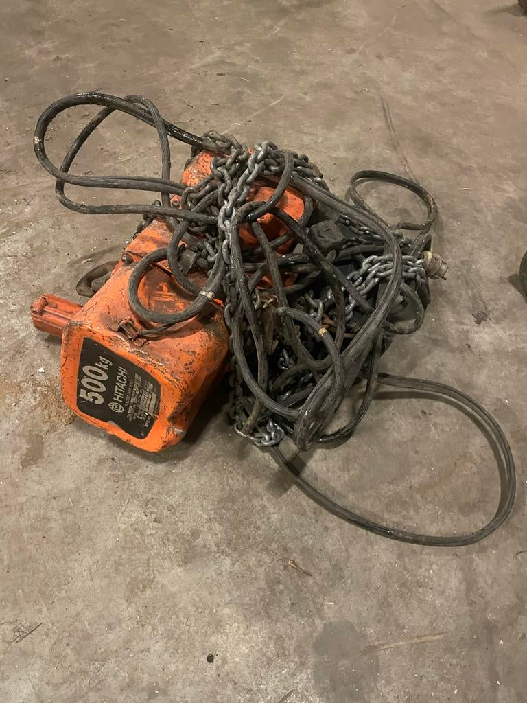 Hitachi elektrische kettingtakel 500kg, Ophalen, Gebruikt, Elektrisch