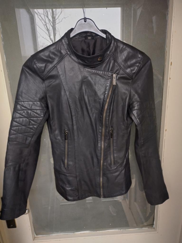 Carlo Sacchi leren dames zomerjas maat 34., Zwart, Ophalen of Verzenden, Zo goed als nieuw, Maat 34 (XS) of kleiner