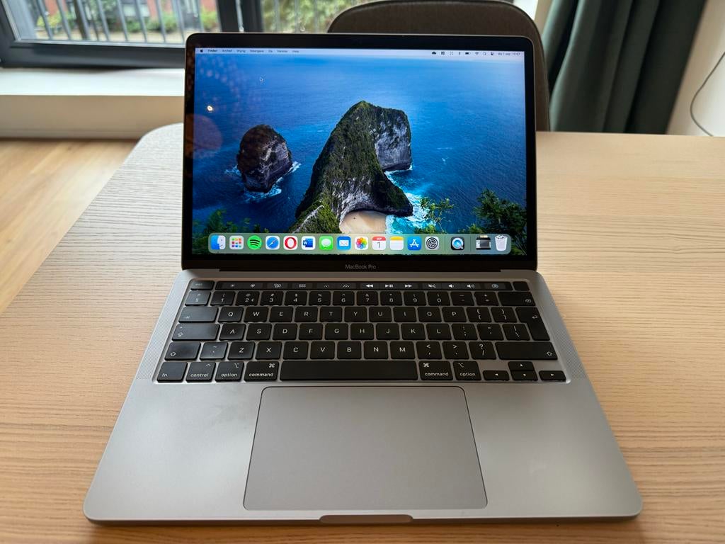 Intel Macbook Pro 2020 16GB RAM 256GB SSD, Computers en Software, Apple Macbooks, MacBook Pro, Gebruikt, 256 GB, Qwerty