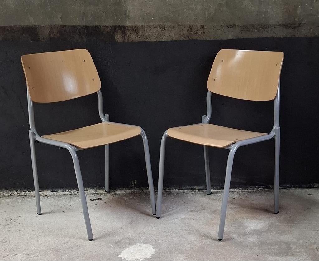 36 Vintage schoolstoelen design stoelen horeca kantine cafe, Ophalen of Verzenden, Zo goed als nieuw, Zwart, Vijf, Zes of meer stoelen