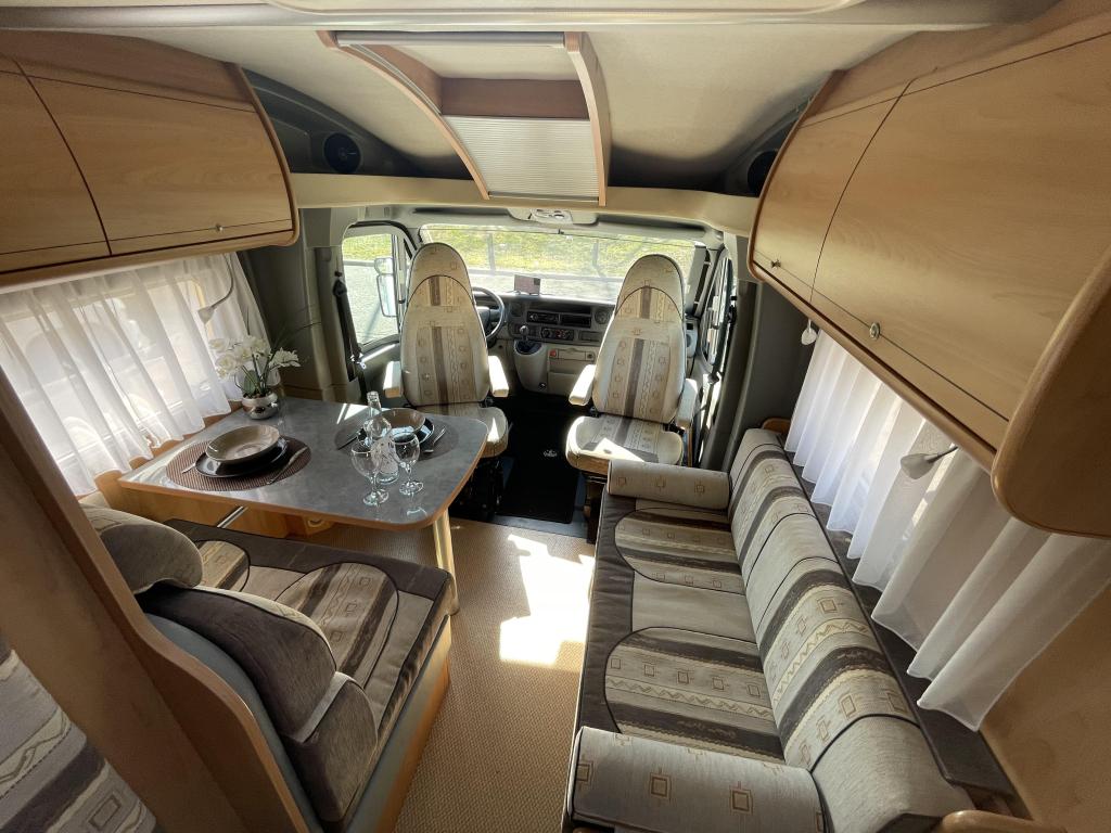 Bürstner Delfin 695 T DWARSBED BEARLOCK PERFECT ONDERHOUDEN, Kluisje, Ringverwarming, 7 tot 8 meter, Bedrijf