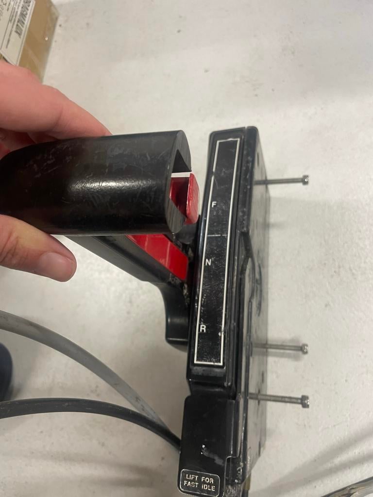 Afstandsbediening buitenboordmotor met kabels, Watersport en Boten, Ophalen of Verzenden, Gebruikt, Motor en Techniek, Motorboot