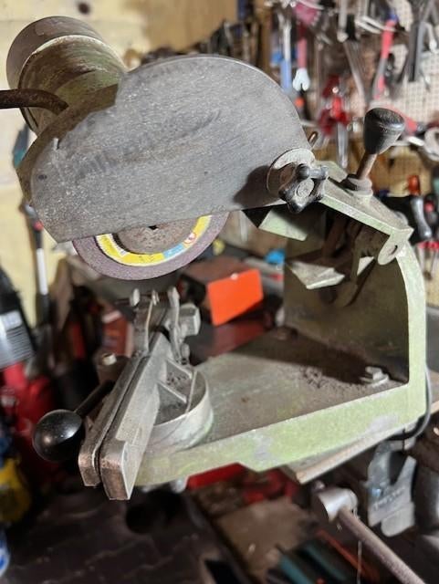 Professionele Ketingzaag slijper., Ophalen, Gebruikt