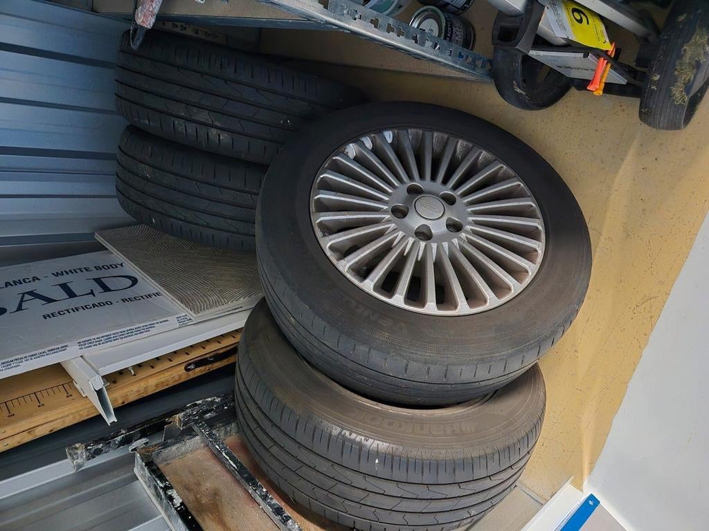 Ford Mondeo originele velgen met banden, Auto-onderdelen, Banden en Velgen, Ophalen, 215 mm, 16 inch, Banden en Velgen