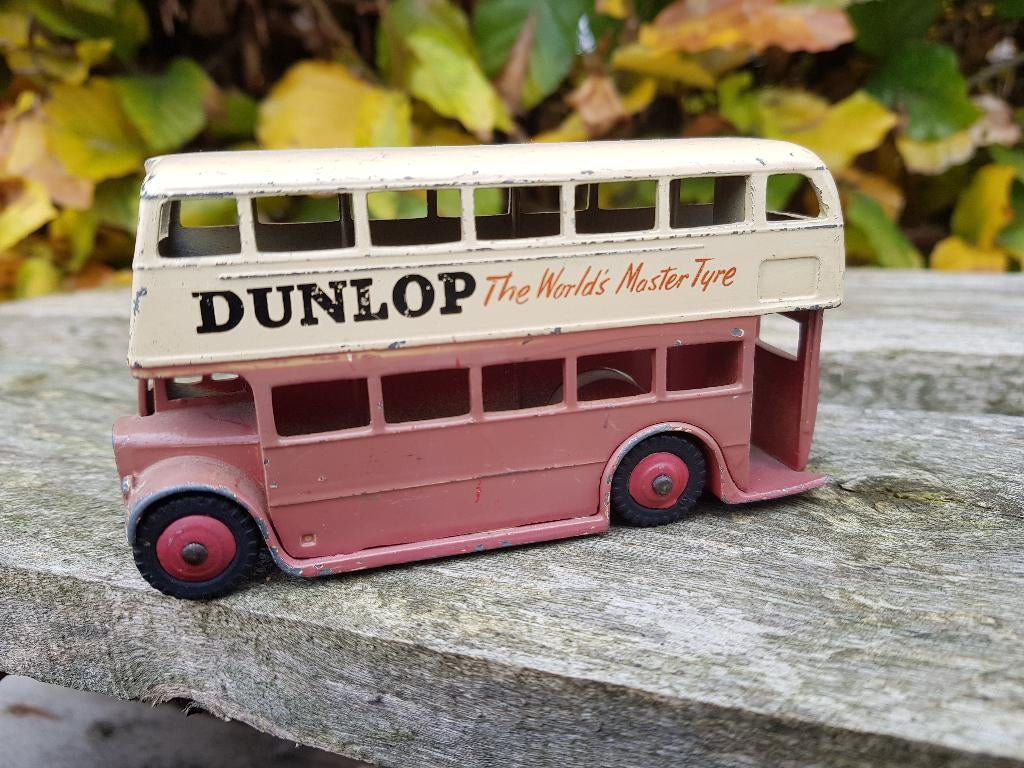 dubbeldekker bus dinky toys England 1957, Ophalen of Verzenden, Zo goed als nieuw