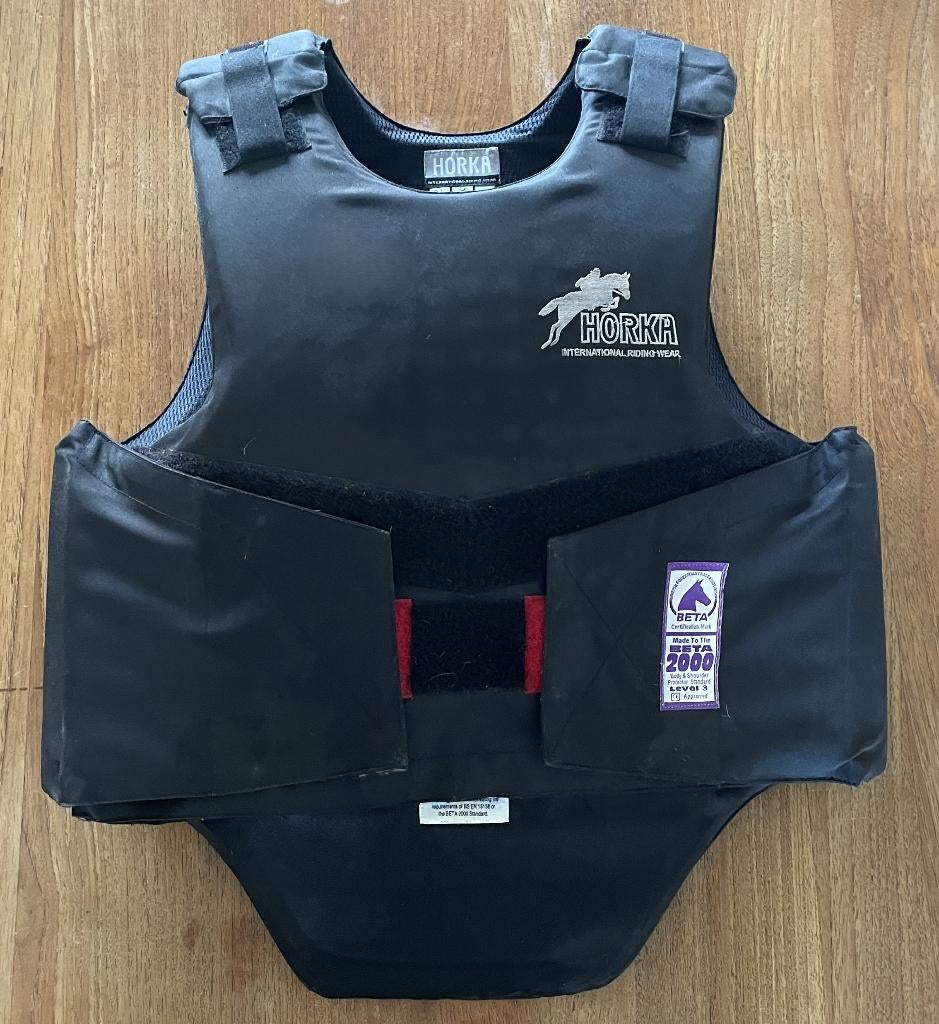 Bodyprotector, volwassenmaat S, Ophalen, Gebruikt, Rijden