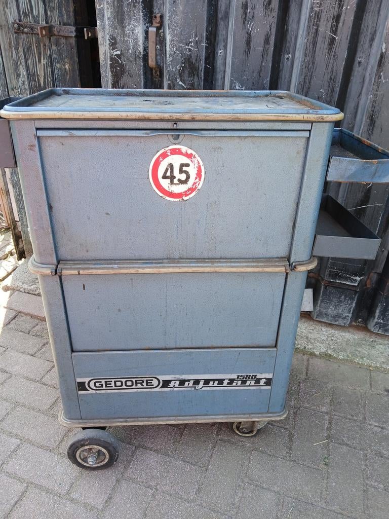 Gereedschapwagen gedore adjutant, Ophalen