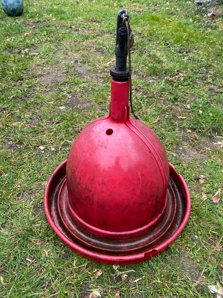 Drinkbak pluimvee, Ophalen, Zo goed als nieuw, Drinken en Voederen