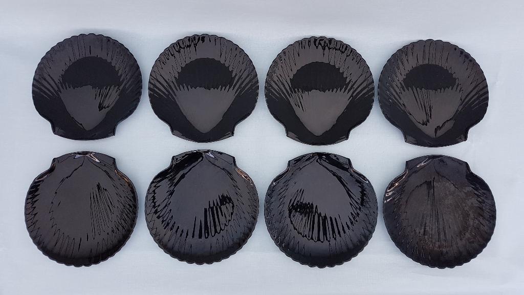 8x Arcoroc schelpborden / Arcopal schelp borden, Huis en Inrichting, Keuken | Servies, Gebruikt, Ophalen of Verzenden, Glas, Bord(en)