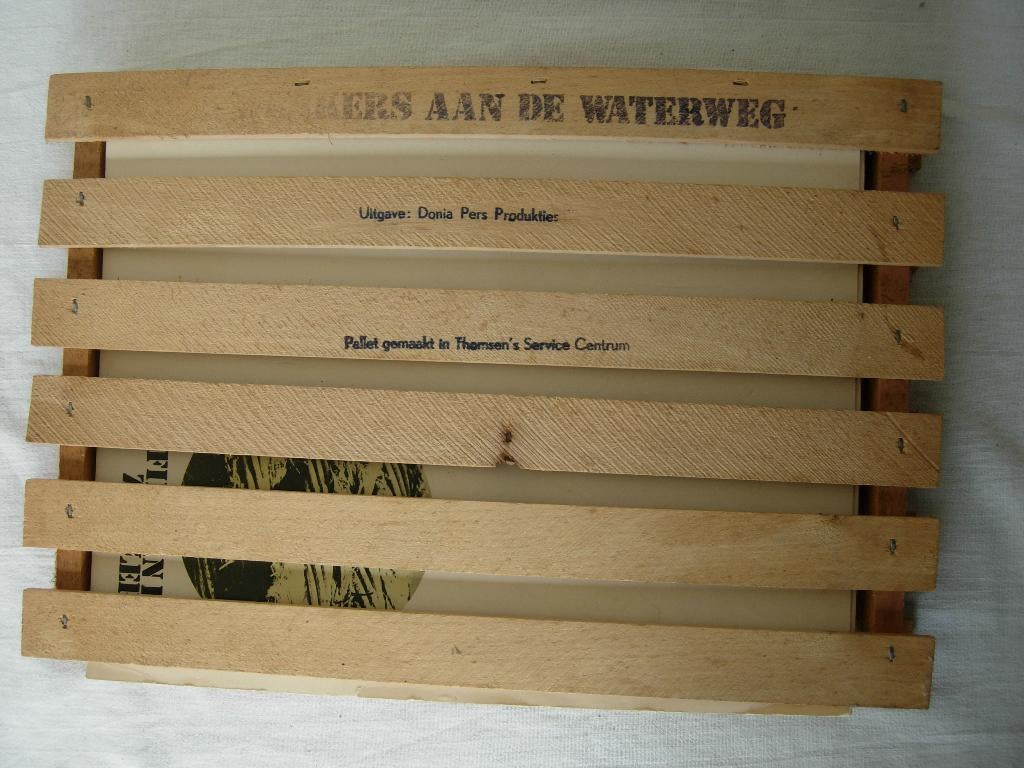 Werkers aan de waterweg Reeks 1 met 10 profielen in pallet, Verzenden, 20e eeuw of later, Gelezen