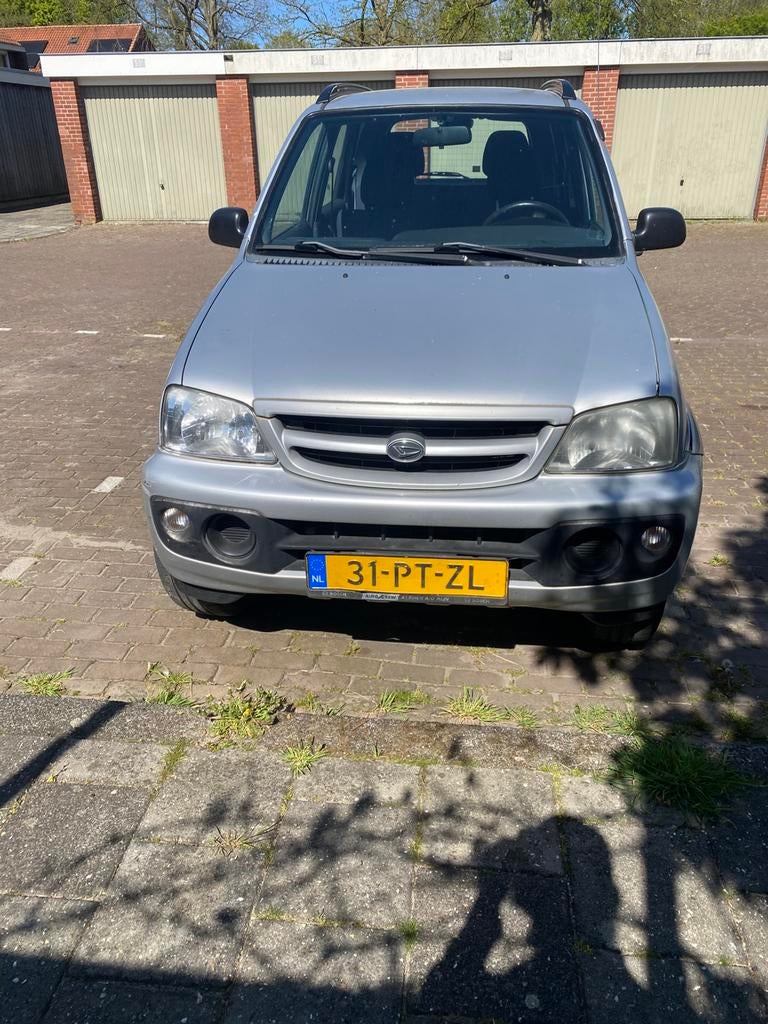 Daihatsu Terios 1.3 DX 2WD 2004 Grijs, Auto's, Daihatsu, Achterwielaandrijving, 40 €/maand, 4 cilinders, Handgeschakeld