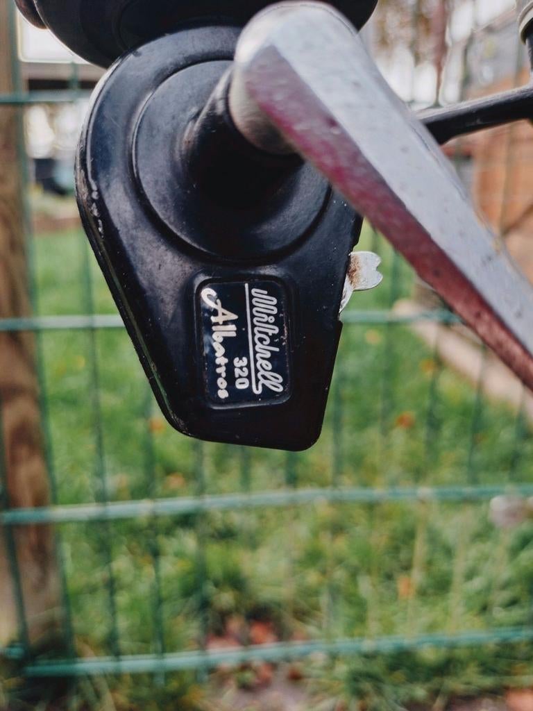 Hengel met molen Albatros Mitchell 300, Ophalen of Verzenden, Gebruikt, Molen
