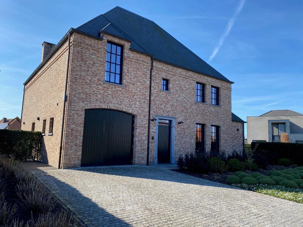 Instapklare, energiezuinige woning te koop met 3 slaapkamers, Huizen en Kamers, Retie, 267 m², Noord-Brabant, 500 tot 1000 m²