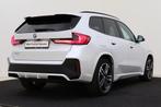 BMW iX1 xDrive30 High Executive M Sport / Panoramadak / Trek, Gebruikt, Stoelverwarming, Met garantie (alle), 24 min