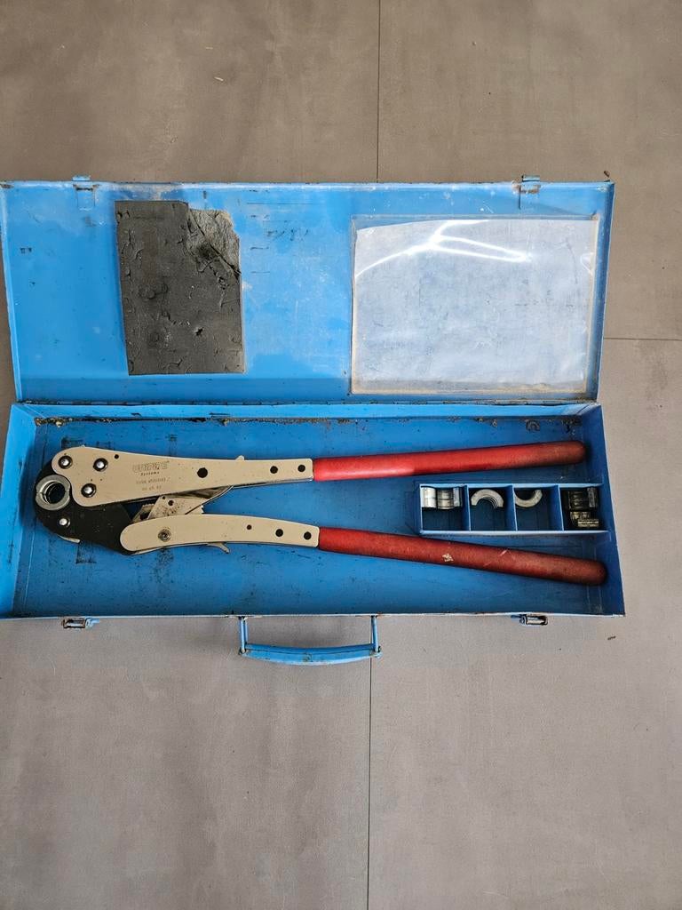 Uponor S-Press handperstang met hulpmiddelen., Ophalen of Verzenden, Nieuw