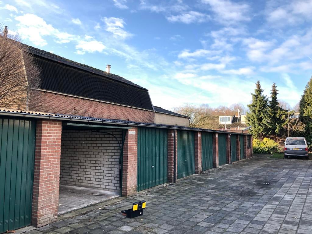 Garagebox te huur Tilburg, Huizen en Kamers, Garages en Parkeerplaatsen