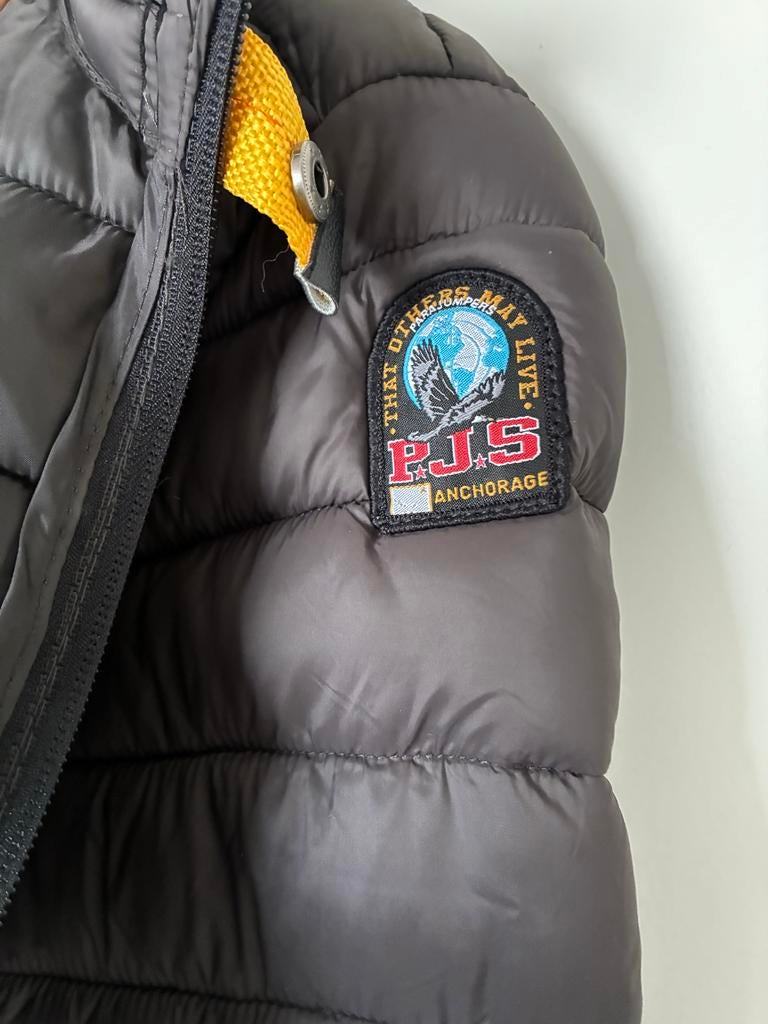 Parajumpers jas, donkergrijs. Nieuw. Kinderjas, Ophalen of Verzenden, Nieuw, Overige maten, Grijs