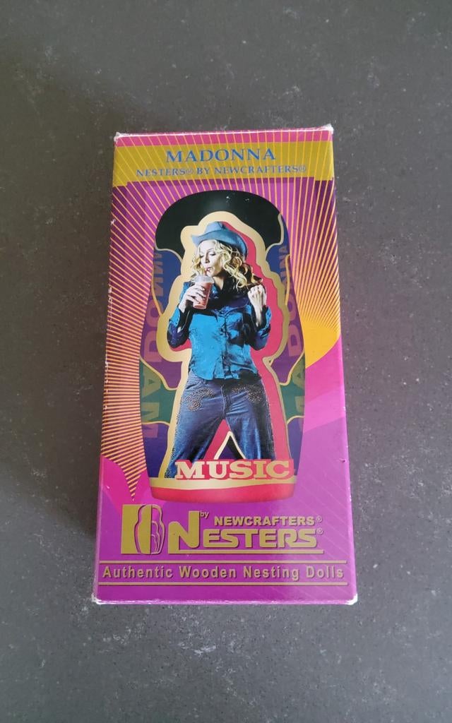 MADONNA - ICON FAN CLUB NESTING DOLLS (LIMITED to 5000), Verzenden, Nieuw, Pop, Beeldje of Miniatuur