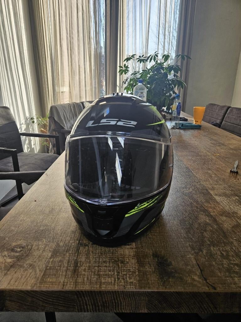LS2 integraal helm vrijwel nieuw maat S, Ophalen of Verzenden, Nieuw, Small, LS2
