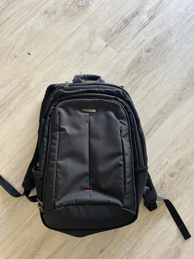 Samsonite rugzak, Computers en Software, Laptoptassen, Ophalen, Meerdere vakken, Gebruikt, 15 inch